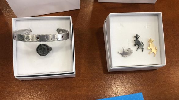 Gioielli granata a Casa Ugi, l’iniziativa benefica del Torino: “Importante aiutare i più bisognosi”- immagine 3