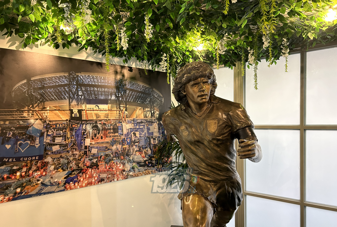 Statuetta Maradona In PLA 24 Cm - Riproduzione Stadio Maradona - Made In Italy