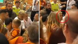 Icardi shock: testata a un tifoso del Galatasaray fuori da un locale | VIDEO