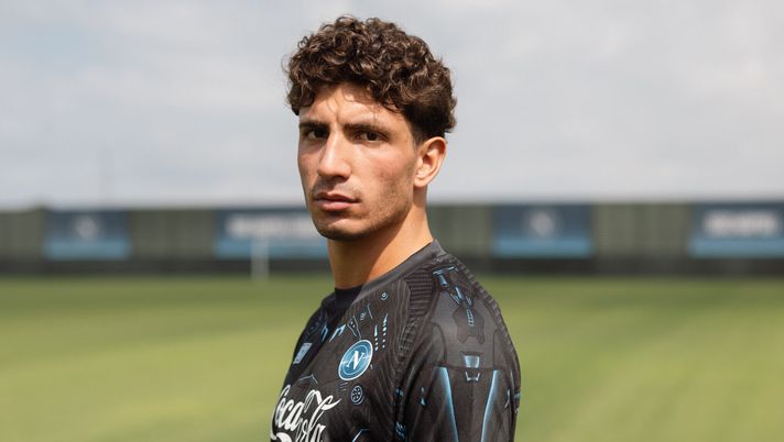 L'imminente futuro di Marianucci appare lontano da Napoli: gli aggiornamenti dell'ultima ora sull'affare con la Cremonese via Matteo Moretto. marianucci cremonese