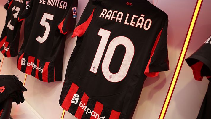 MILAN, ITALY - NOVEMBER 29: A general view inside the AC Milan dressing room before the Serie A match between AC Milan and SS Lazio at Giuseppe Meazza Stadium on November 29, 2025 in Milan, Italy. (Photo by Claudio Villa/AC Milan via Getty Images) milan-lazio-le-formazioni-ufficiali-serie-a-san-siro-chi-gioca-titolari-arbitro-var-dove-guardarla
