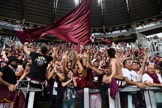 TURIN, ITALY - OCTOBER 7: Torino FC fans during the Serie A TIM match between Juventus and Torino FC at on October 7, 2023 in Turin, Italy. (Photo by Stefano Guidi/Getty Images)