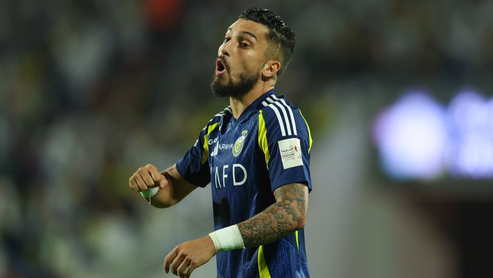 Alex Telles su CR7: “Mangia salmone, quinoa e avocado e controlla i piatti degli altri” - immagine 1