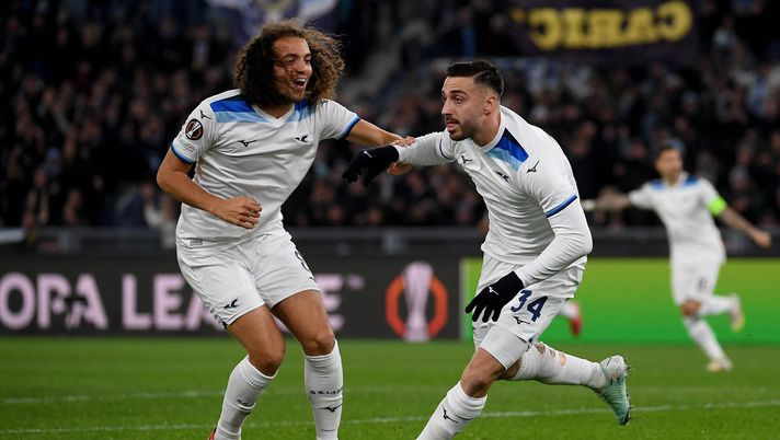 ROME, ITALY - JANUARY 23: Mario Gila of SS Lazio celebrates a opening goal during the UEFA Europa League 2024/25 League Phase MD7 match between S.S. Lazio and Real Sociedad de Futbol at Stadio Olimpico on January 23, 2025 in Rome, Italy. (Photo by Marco Rosi - SS Lazio/Getty Images) Gila e Guendouzi