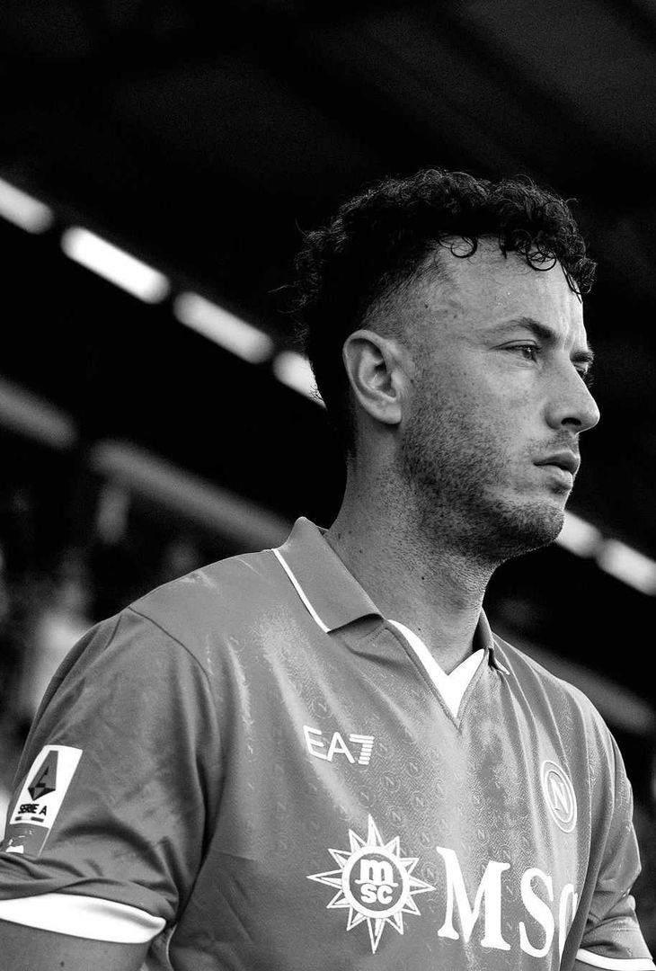 GALLERY Il Napoli torna grande contro il Cagliari: i suggestivi scatti degli azzurri - immagine 9