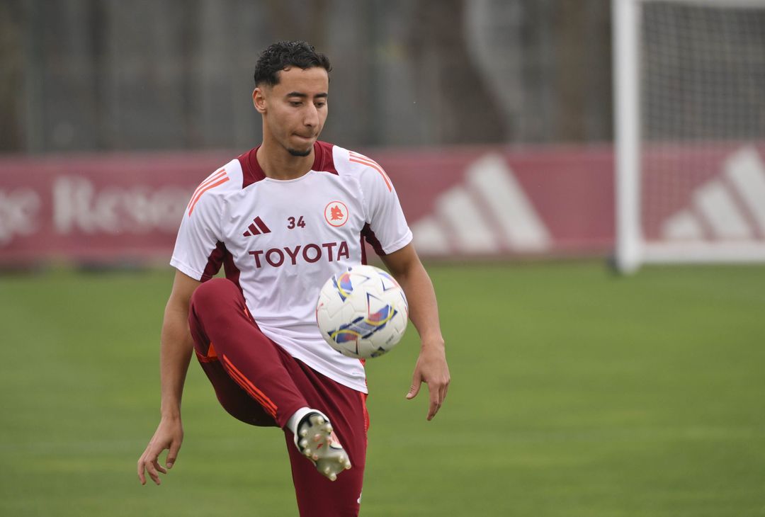 Trigoria, la ripresa dopo il pareggio contro la Lazio – FOTO GALLERY - immagine 2