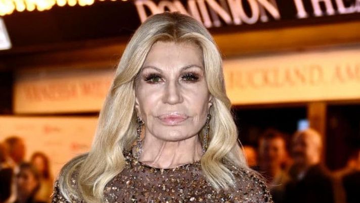 Versace, Donatella lascia il ruolo da direttore creativo. Arriva Dario Vitale - immagine 1