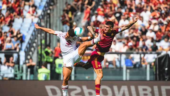 ROME, ITALY - SEPTEMBER 14: AS Roma player Gianluca Mancini competes for the ball during the Serie A match between AS Roma and Torino FC at Stadio Olimpico on September 14, 2025 in Rome, Italy. (Photo by Luciano Rossi/AS Roma via Getty Images) La quadra e l’acufene - immagine 1