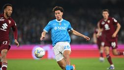 Vergara, lo scatto da bambino insieme al papà: “Auguri idolo mio” FOTO