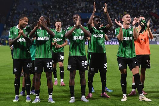 Il Sassuolo esulta dopo l'ultimo successo sulla Lazio. (Foto di Alessandro Sabattini/Getty Images) Sassuolo, Grosso verso l’Inter: “Dobbiamo tirare fuori il meglio di noi stessi”- immagine 3