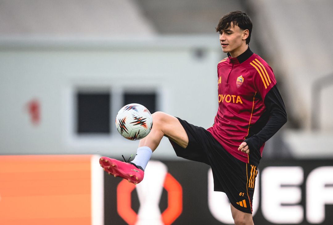 Panathinaikos-Roma, la rifinitura e la conferenza di Gasp e Tsimikas – FOTO GALLERY - immagine 5