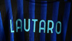 VIDEO / Inter-Urawa, debutto per la nuova maglia home 2025/2026