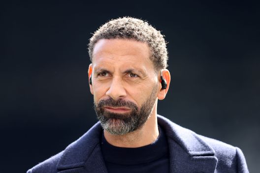 NEWCASTLE UPON TYNE, INGHILTERRA- 13 Aprile: L'esperto ed ex calciatore Rio Ferdinand nel pre partita di Premier League tra Newcastle e Tottenham al St. James Park. (Photo by George Wood/Getty Images) Primo contratto da professionista per il figlio di Rio Ferdinand: Lorenz ha firmato con il Brighton- immagine 2