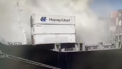 VIDEO / Nave cargo esplode in porto, le immagini impressionanti