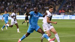 FOTO Parma-Napoli, tocco di mano in area: Doveri non fischia rigore per gli azzurri!