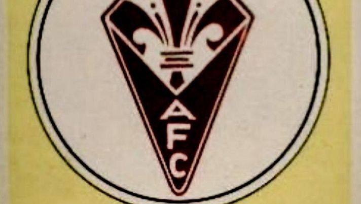 Memorabilia Fiorentina – La cartolina con il logo della società viola anni ’50 - immagine 1
