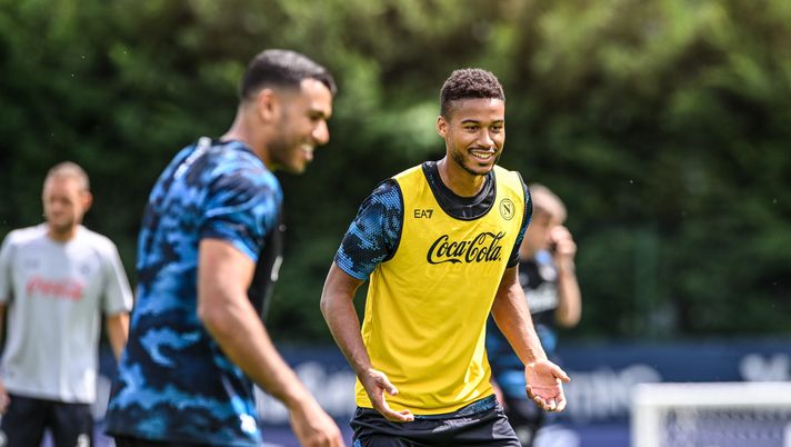DIMARO, ITALY - JULY 13: SSC Napoli player Jens Cajuste during the morning training session at Dimaro Sport Center, on July 13 2024 in Dimaro, Italy. (Photo by SSC NAPOLI/SSC NAPOLI via Getty Images) cajuste napoli