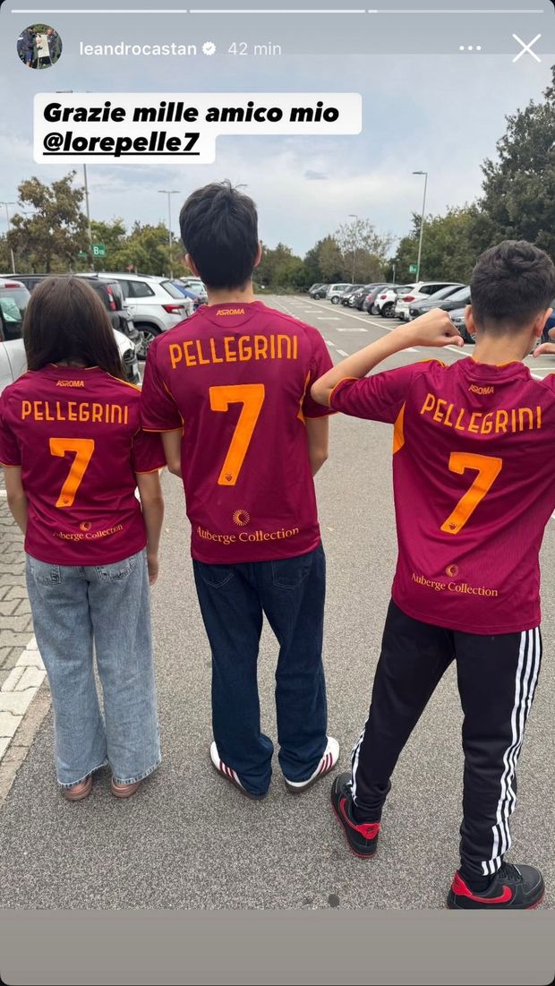 Castan di nuovo a Trigoria: accoglienza speciale e omaggio da Pellegrini – FOTO- immagine 3
