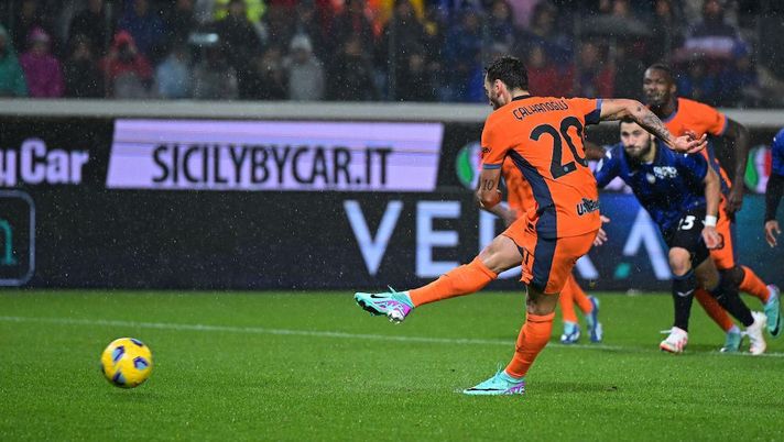 Bernardi (DAZN): “Calhanoglu? Chi lo vede tutti i giorni sa che è cambiato. Un anno fa…” - immagine 1