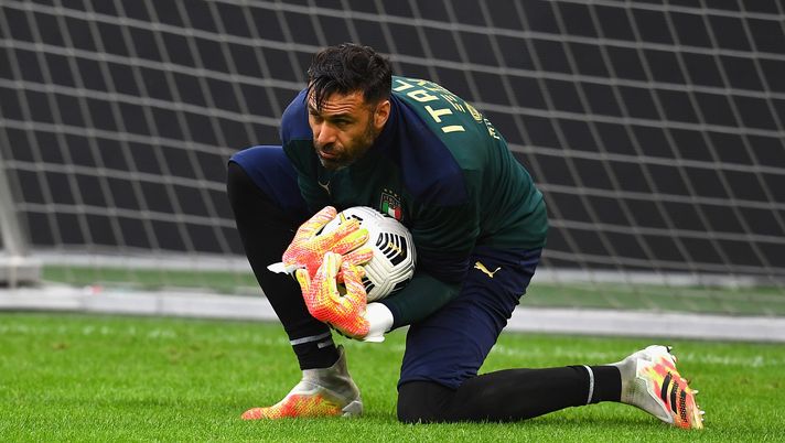 Italia-Moldavia 6-0: Sirigu titolare e quasi mai impegnato, Belotti in tribuna - immagine 1