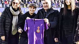 La famiglia di Beatrice dona la maglia di Bruno. Verrà esposta al Viola Park