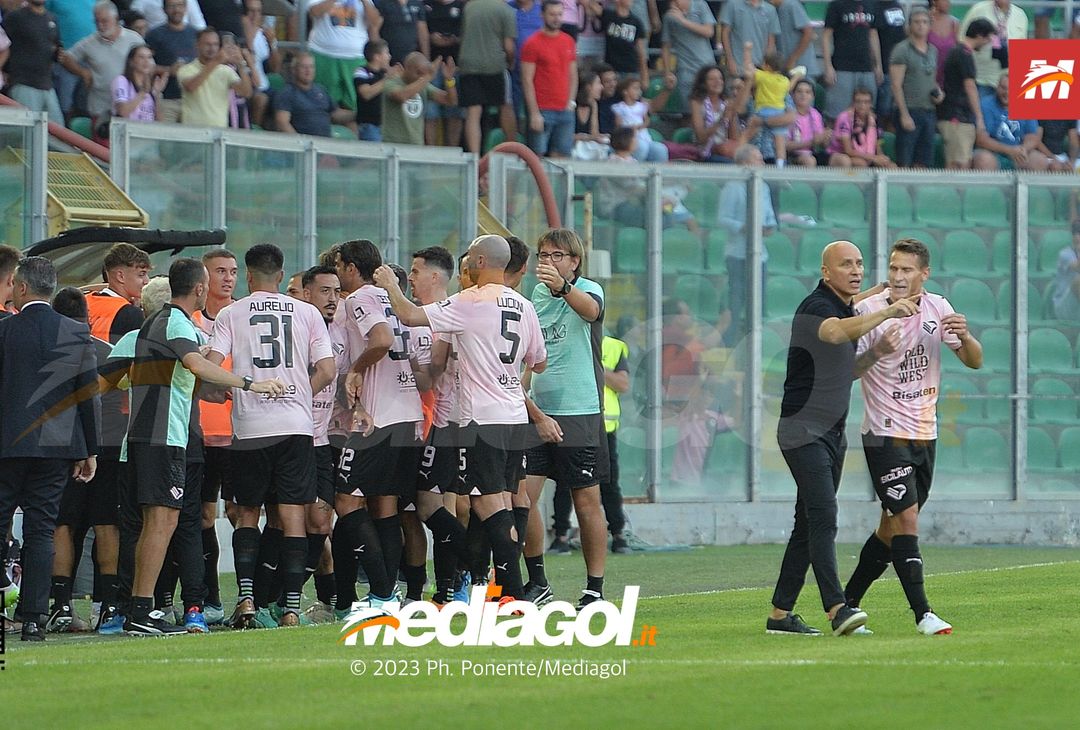FOTO Palermo-Feralpisalò 3-0, 4ª giornata Serie B 2023-2024 (GALLERY) - immagine 26