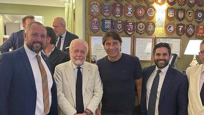 Conte, è arrivata la firma del tecnico sul contratto: manca solo l’annuncio - immagine 1