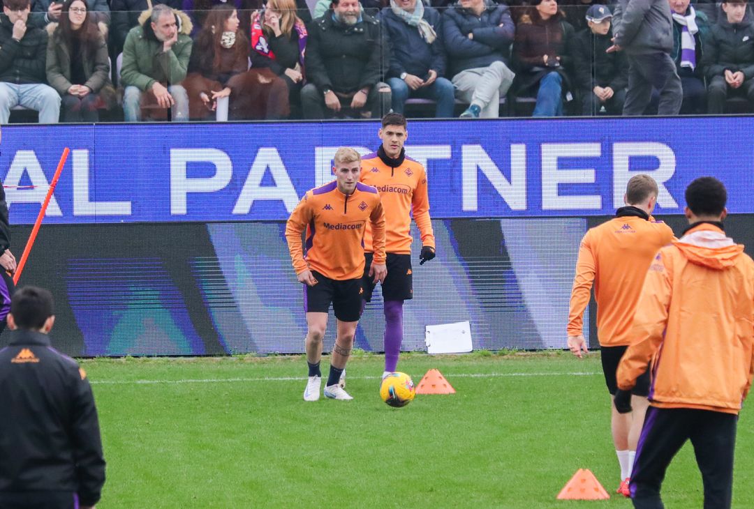 Gallery VN – Allenamento a porte aperte della Fiorentina, le immagini più belle - immagine 133