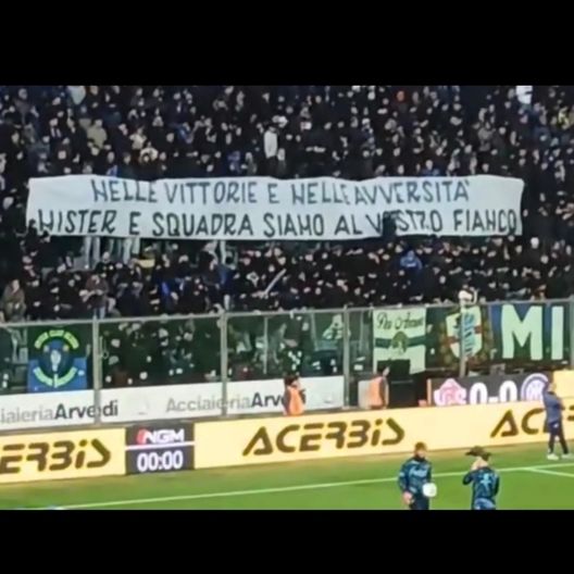 FOTO – Cremonese-Inter, striscione della Curva Nord contro la proprietà: “Noi al fianco di…”- immagine 2