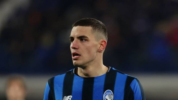 Calciomercato, il Milan mette gli occhi su Krstovic: la situazione