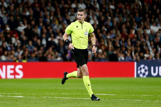 Madrid, Spagna - 12 aprile 2023: François Letexier durante la partita di Champions League tra Real Madrid e Chelsea. (Foto di Florencia Tan Jun/Getty Images) Fluminense-Chelsea, arbitrerà Letexier: i precedenti coi due club- immagine 3