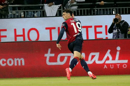 Zortea VAR Milan torti