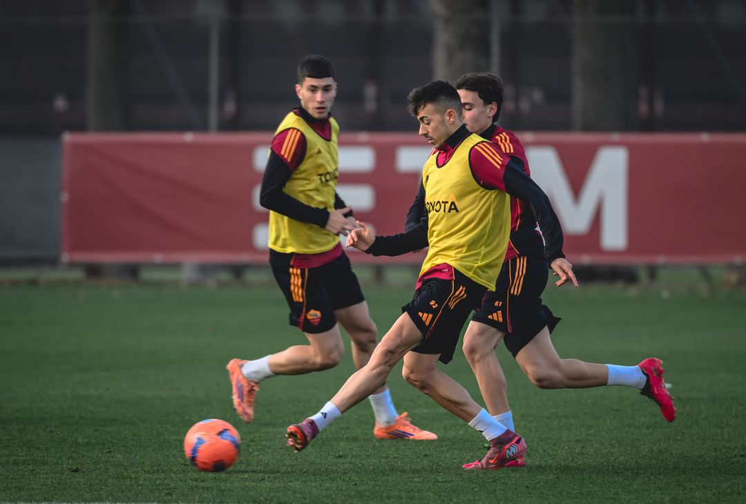 Trigoria, l’allenamento a due giorni da Roma-Como – FOTO GALLERY - immagine 15