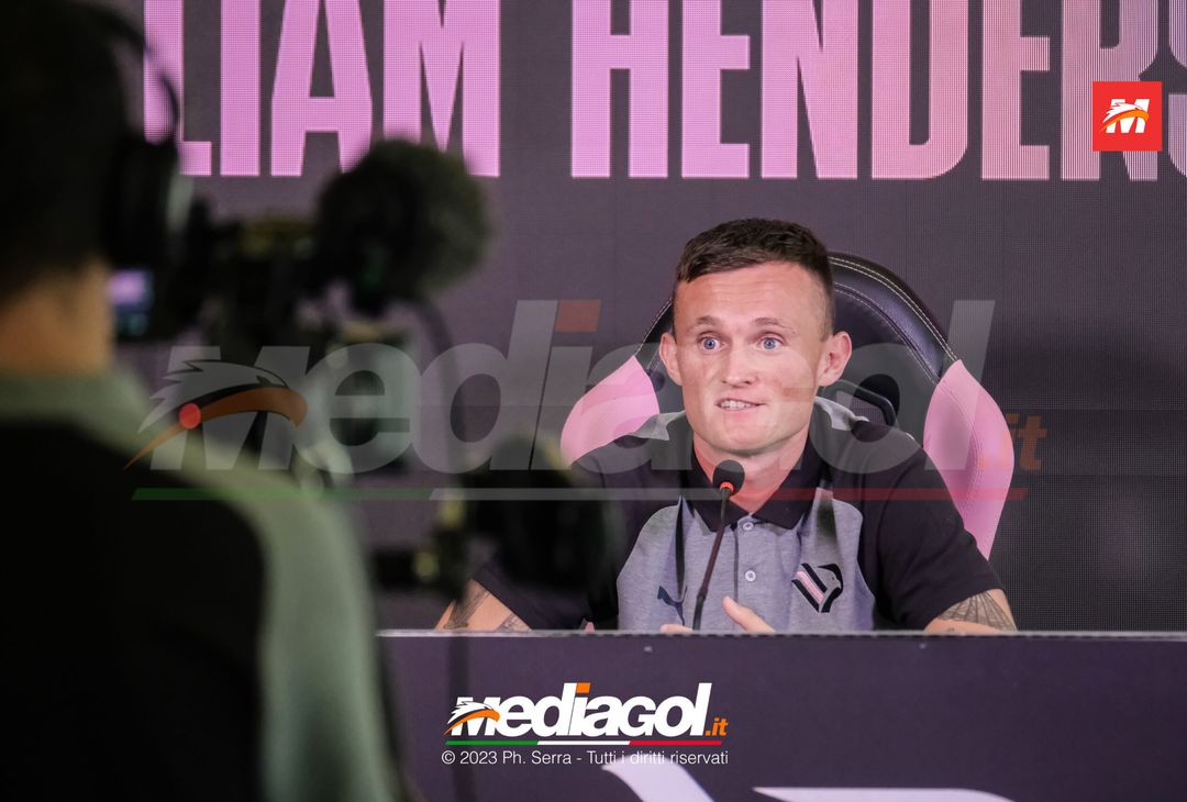 FOTO PALERMO, Liam Henderson presentato in conferenza stampa (GALLERY) - immagine 30