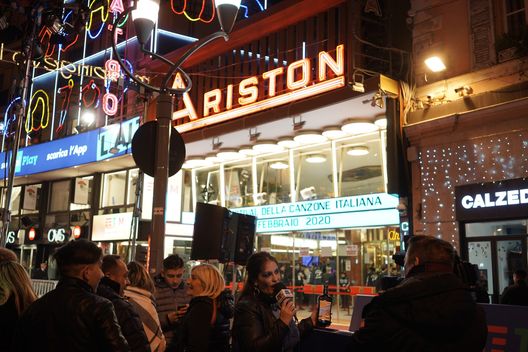 SANREMO, ITALY - FEBRUARY 07: A general view of the Teatro Ariston during the 70th Sanremo Music Festival on February 07, 2020 in Sanremo, Italy. (Photo by Vittorio Zunino Celotto/Getty Images) Domenica In, le anticipazioni di oggi: focus su Sanremo, tutti gli ospiti- immagine 2
