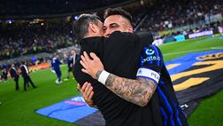 Zanetti sui social: “Nessuno ridimensionerà il lavoro dell’Inter, più forti di tutto. Grazie Chivu!”