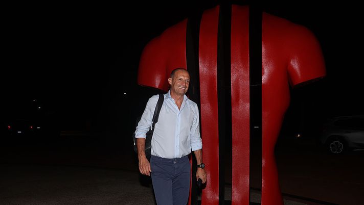 allegri-conferenza-stampa-presentazione-casa-milan-tv-news-dichiarazioni-foto-frasi-parole-2