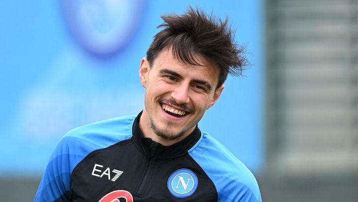 Napoli, Elmas è arrivato in città: visite mediche e poi la firma sul contratto - immagine 1