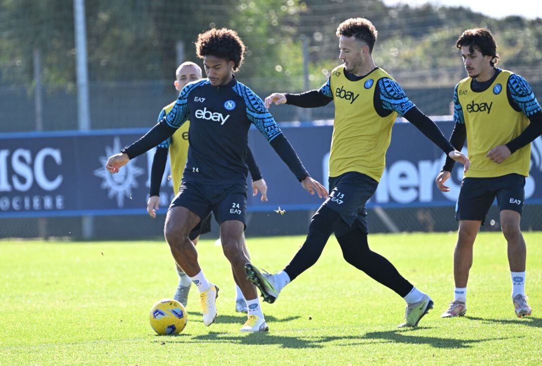 GALLERY Il Napoli si allena in vista della Salernitana: le foto della seduta - immagine 4