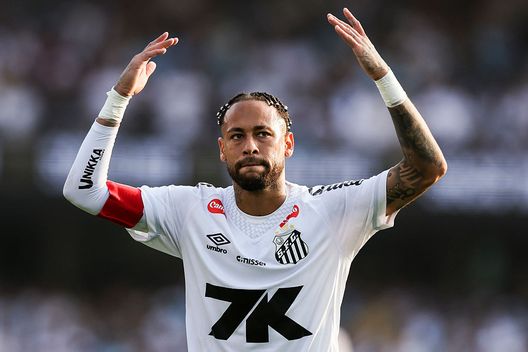 Neymar tra Santos e Vasco da Gama allo stadio MorumBIS il 17 agosto 2025 a San Paolo, Brasile. (Foto di Alexandre Schneider/Getty Images)