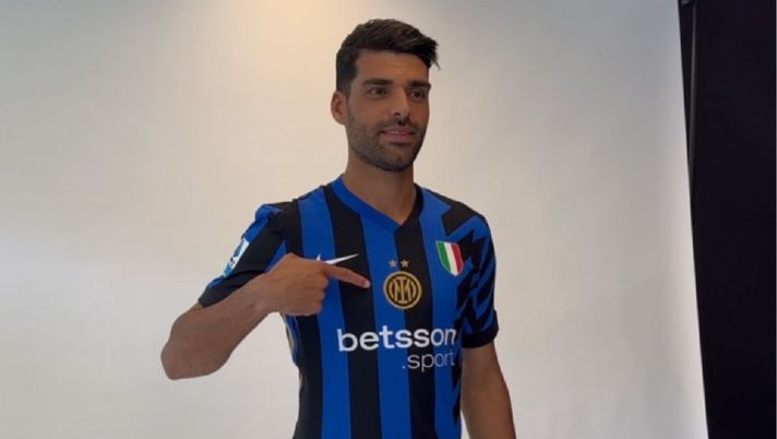 VIDEO / Inter, la nuova maglia arriva ad Appiano Gentile: “Disegniamo il futuro” - immagine 1