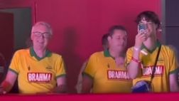 Carlo Ancelotti sempre a suo agio: anche da protagonista al Carnevale di Rio de Janeiro