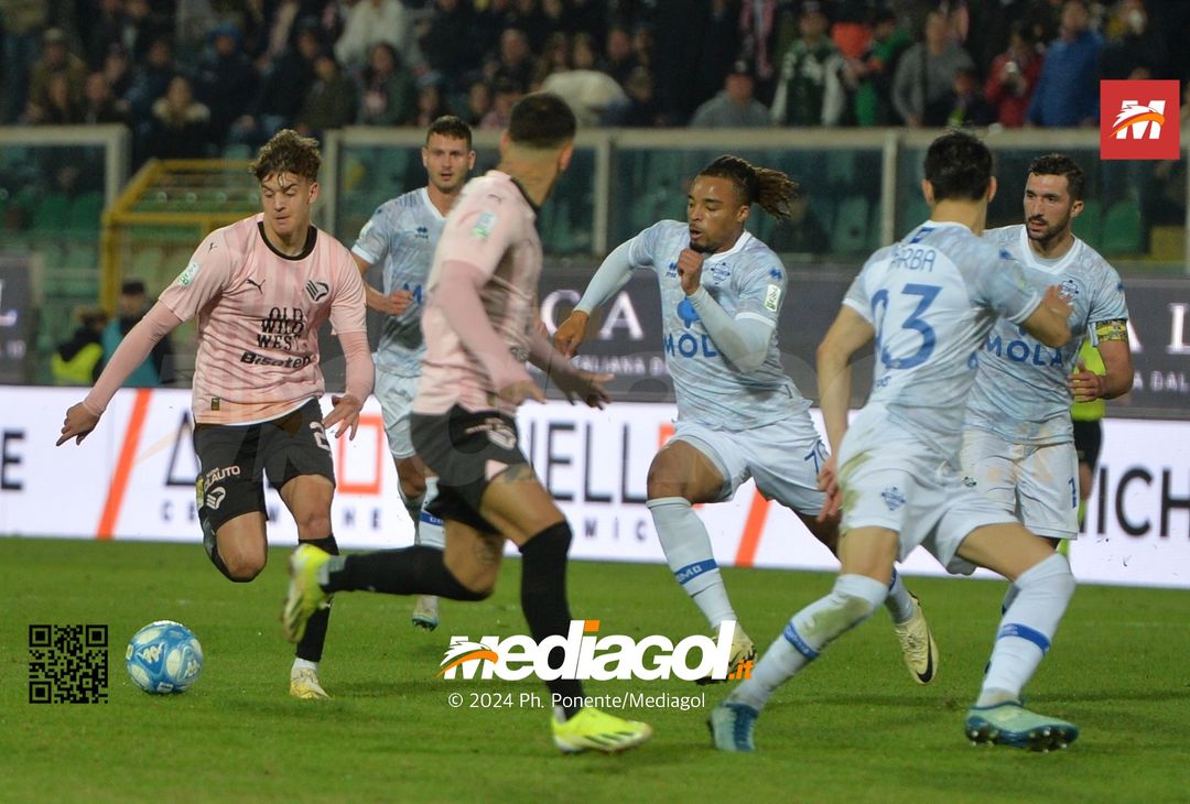 FOTO Palermo-Como 3-0, 25ª giornata Serie B 2023-2024 (GALLERY) - immagine 59