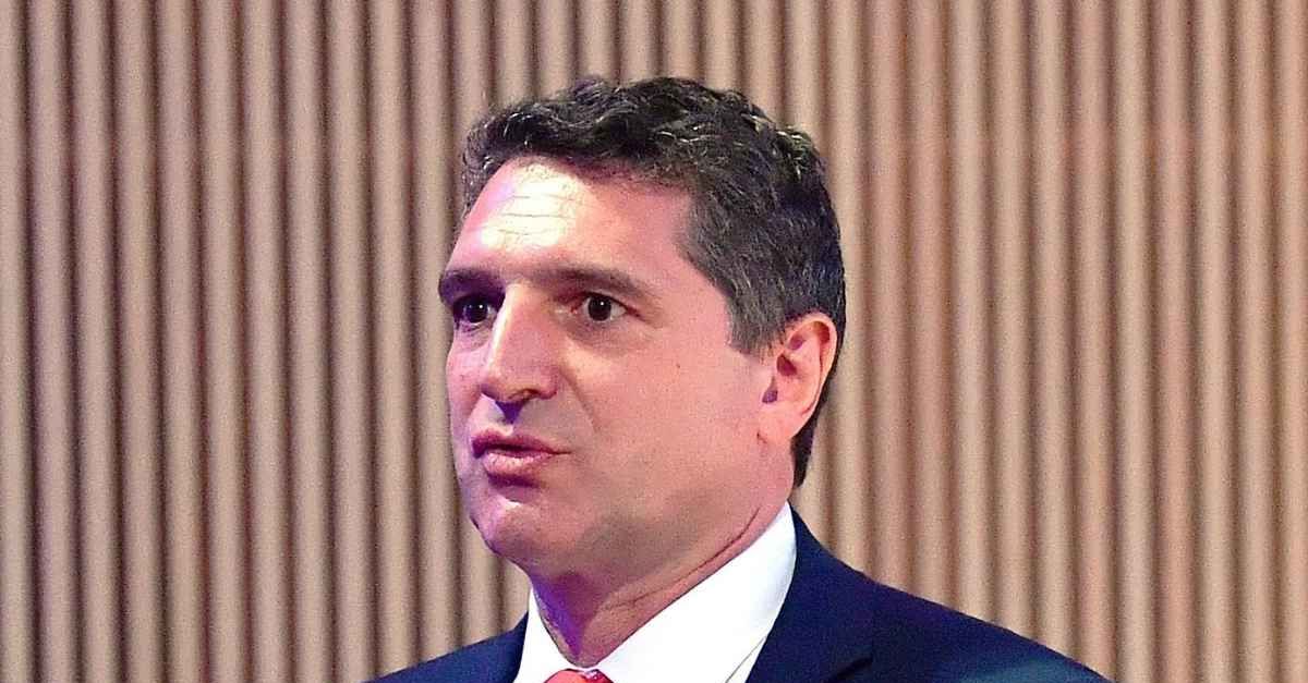 Serie A, De Siervo: “Curve ostaggio di criminali. Occorre una riforma come successo in Inghilterra” Serie A, De Siervo: “Curve ostaggio di criminali. Occorre una riforma come successo in Inghilterra”