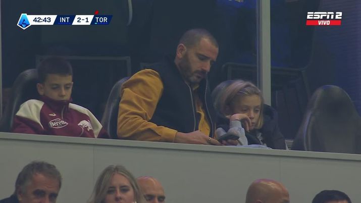 Inter-Torino 3-2, Bonucci Jr sugli spalti di San Siro con la tuta del Toro - immagine 1
