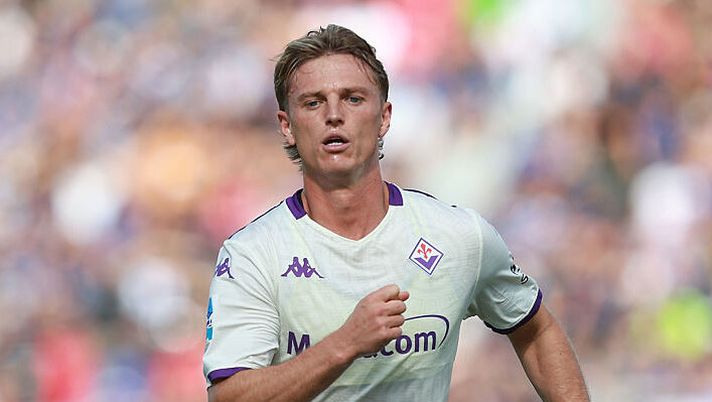 Fiorentina, la formazione ufficiale in Conference: la scelta su Gudmundsson, Dzeko, Gosens e Fagioli - immagine 1