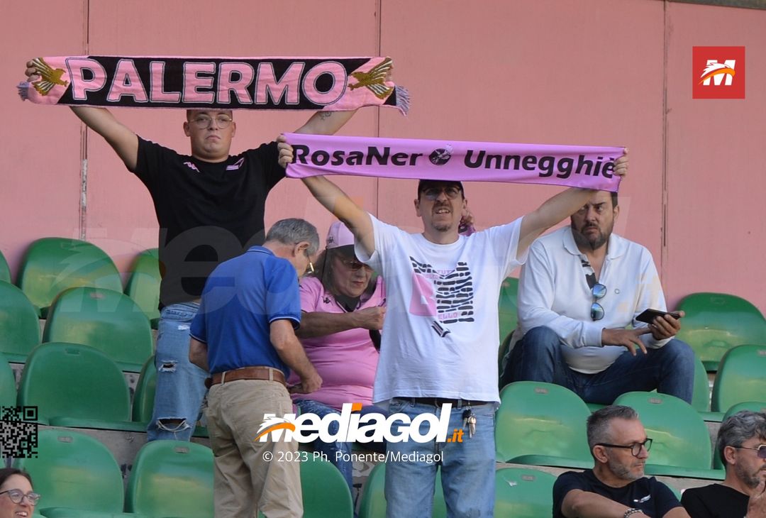 FOTOTIFO Palermo-Lecco, gli scatti ai tifosi al “Renzo Barbera” (GALLERY) - immagine 54
