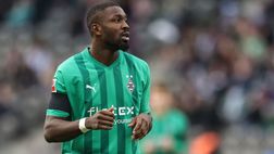 TS – Inter, Thuram prende il posto di Dzeko. “Stesso stipendio. Ora Lukaku e Correa…”