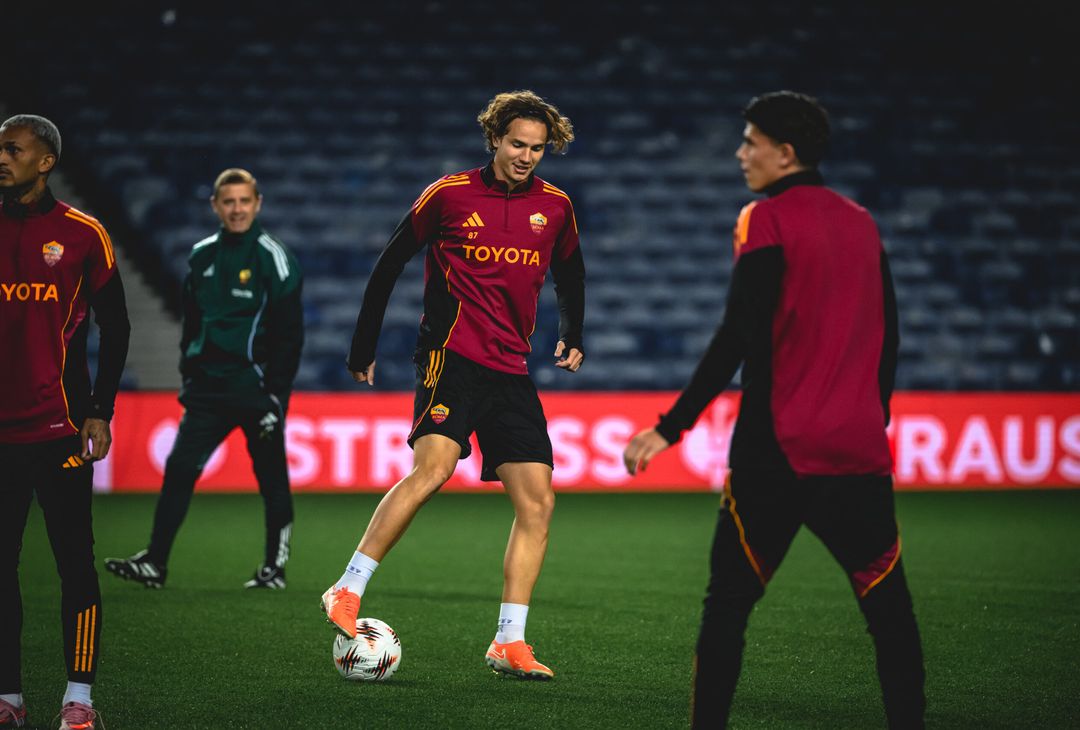 Rangers-Roma, la rifinitura sotto gli occhi di Ranieri e Massara – FOTO GALLERY - immagine 25