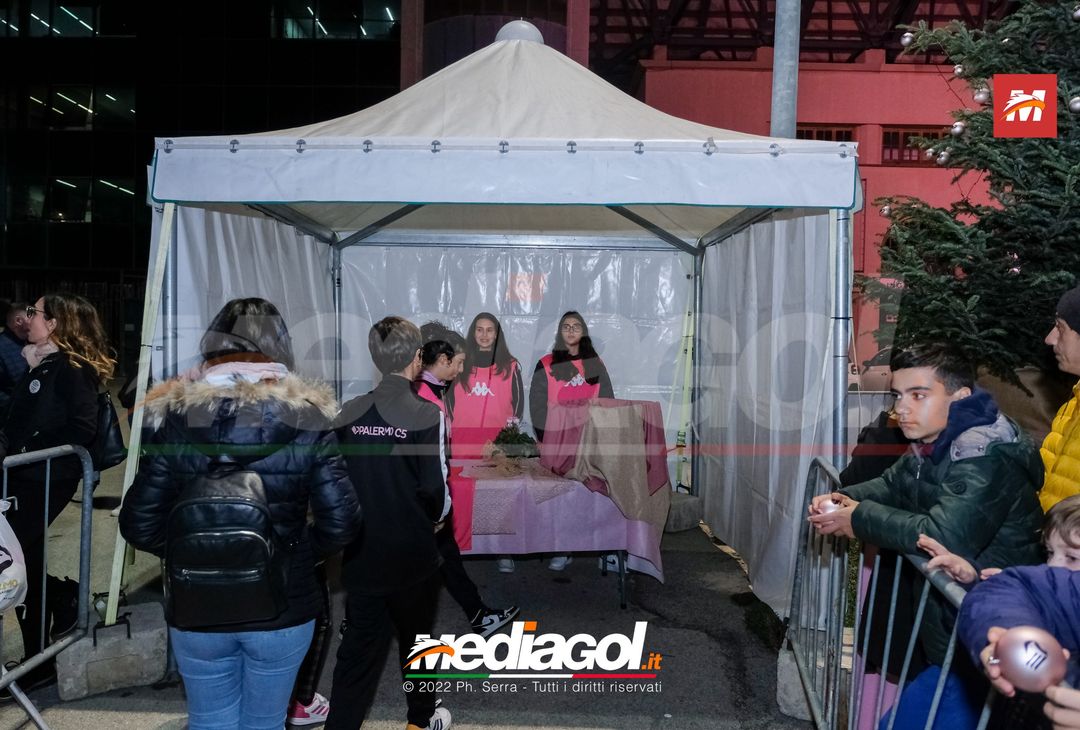 FOTO Palermo: Accardi, Saric e Gomes accendono l’albero al ‘Barbera’ (Gallery) - immagine 8